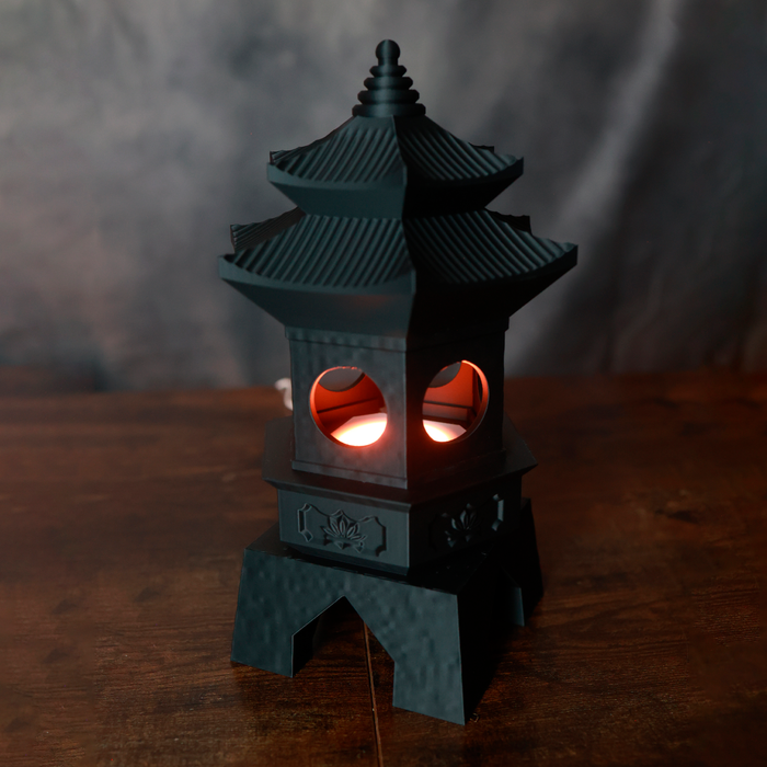 Lámpara Tōrō Pagoda